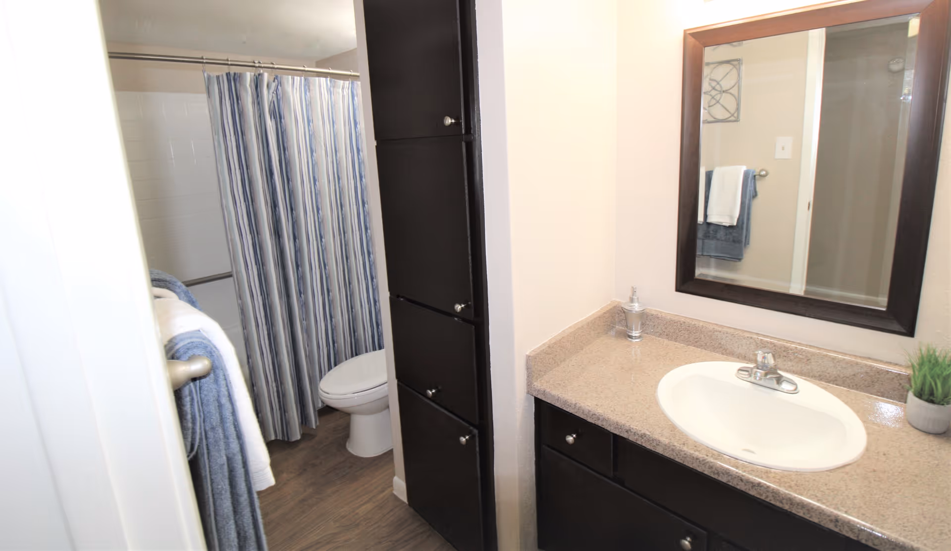 Photo 11 of Braesridge Apartments