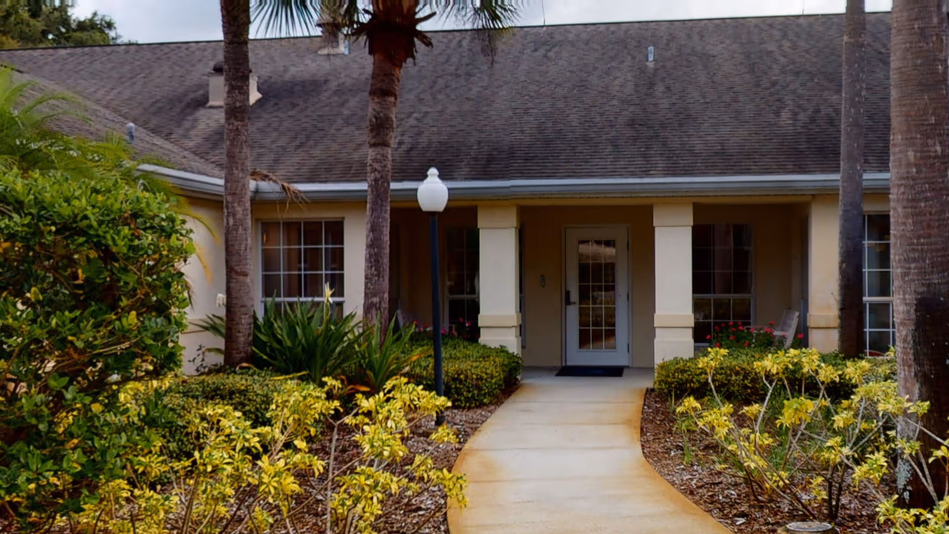 Photo 3 of Arden Courts - ProMedica Memory Care Community (Palm Harbor)
