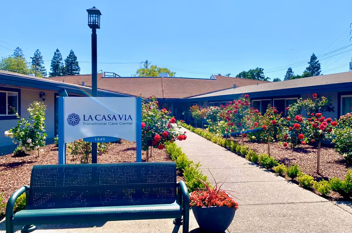 Photo of La Casa Via Transitional Care Center