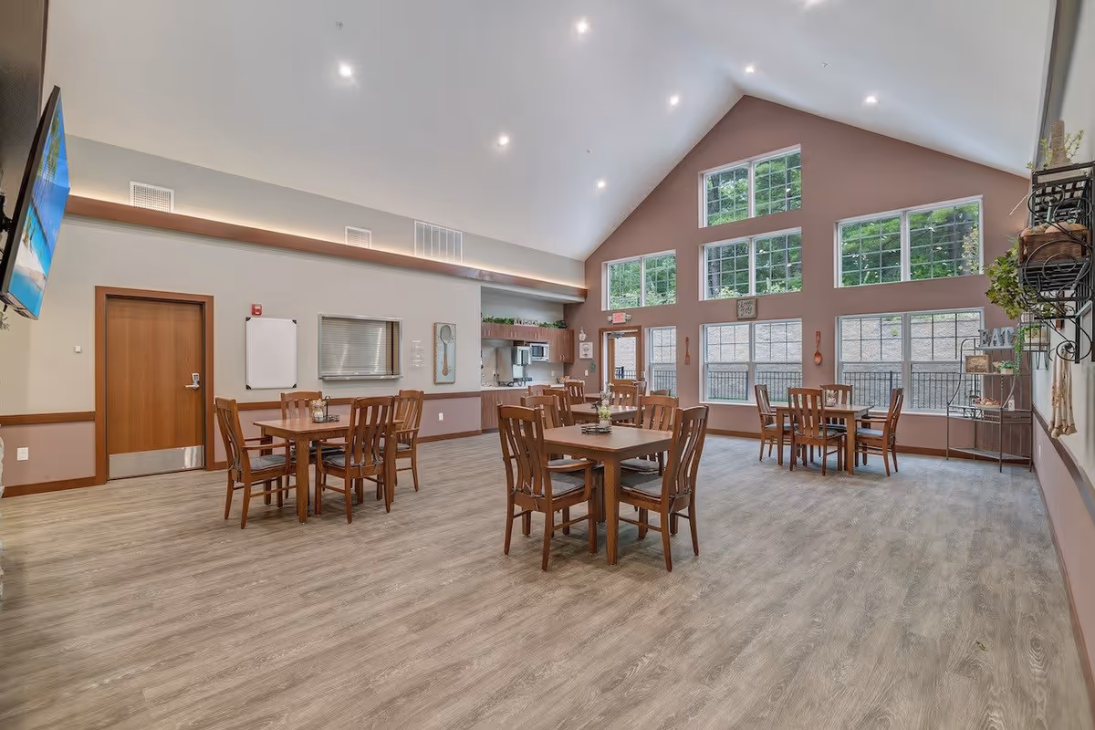 Photo 5 of Suite Living Senior Care of Crystal