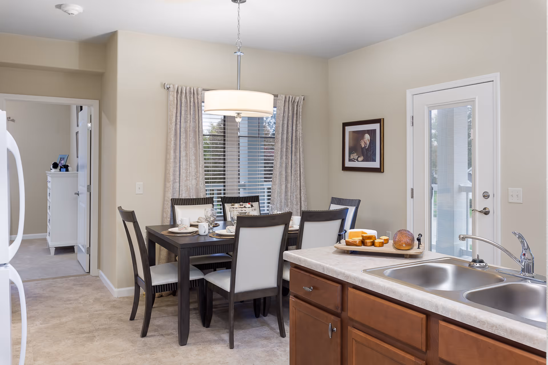 Photo 8 of Villas of Holly Brook Assisted Living & Memory Care: Bloomington Fox Creek, IL
