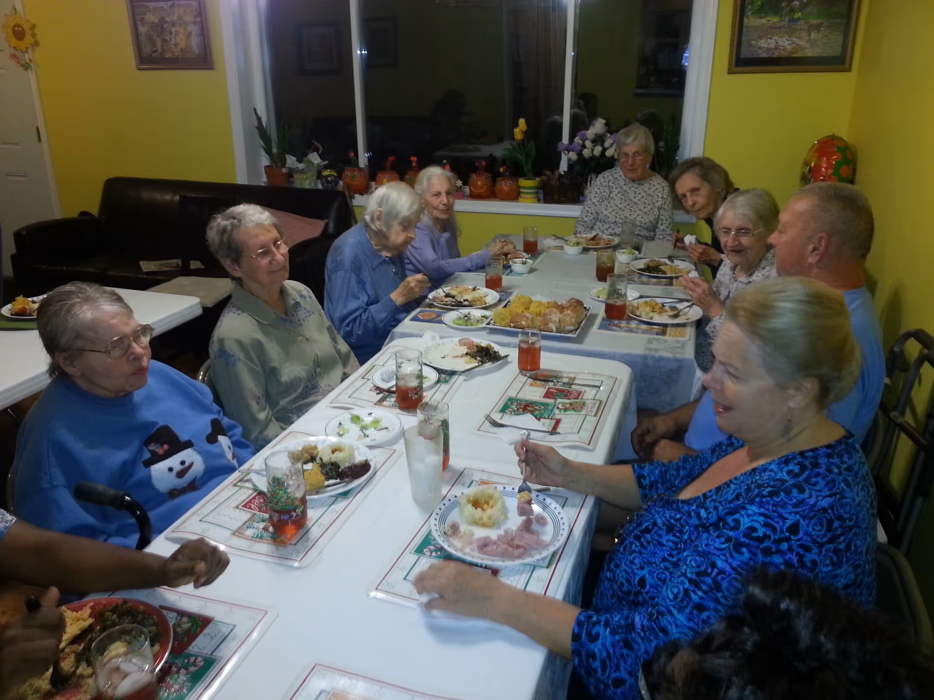 Photo 2 of Caribbean Breeze Assisted Living IV