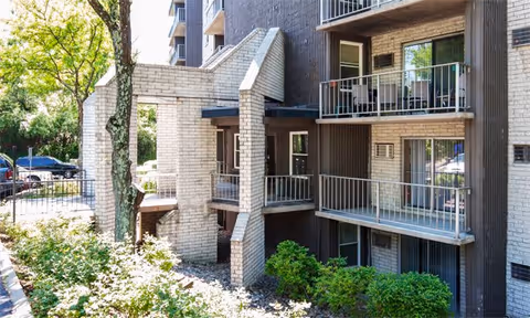 Photo 4 of The Guardian Apartments