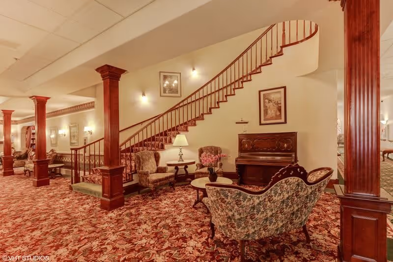 Photo 7 of Sunshine Villa, A Merrill Gardens Community