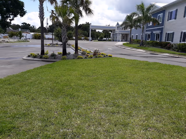 Photo 7 of Villas of Holly Brook: Bradenton 14th St