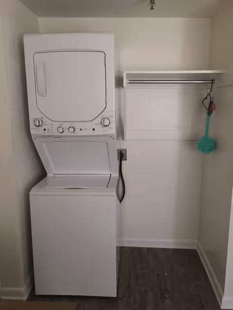Photo 9 of Bond House Apts