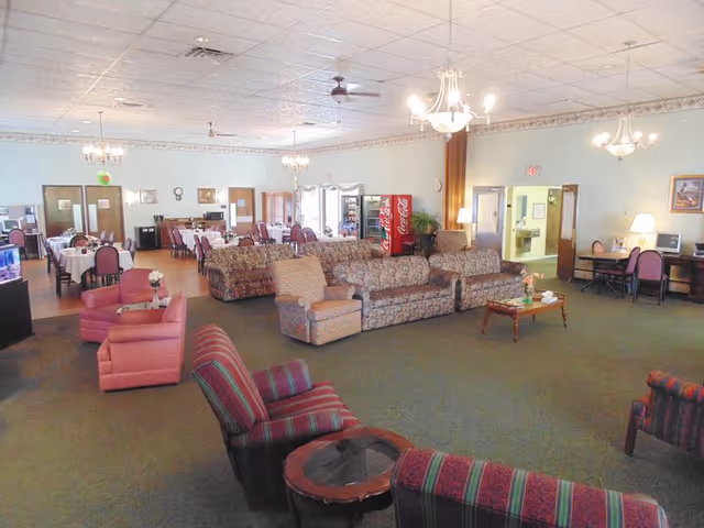 Photo 8 of Paradise Manor