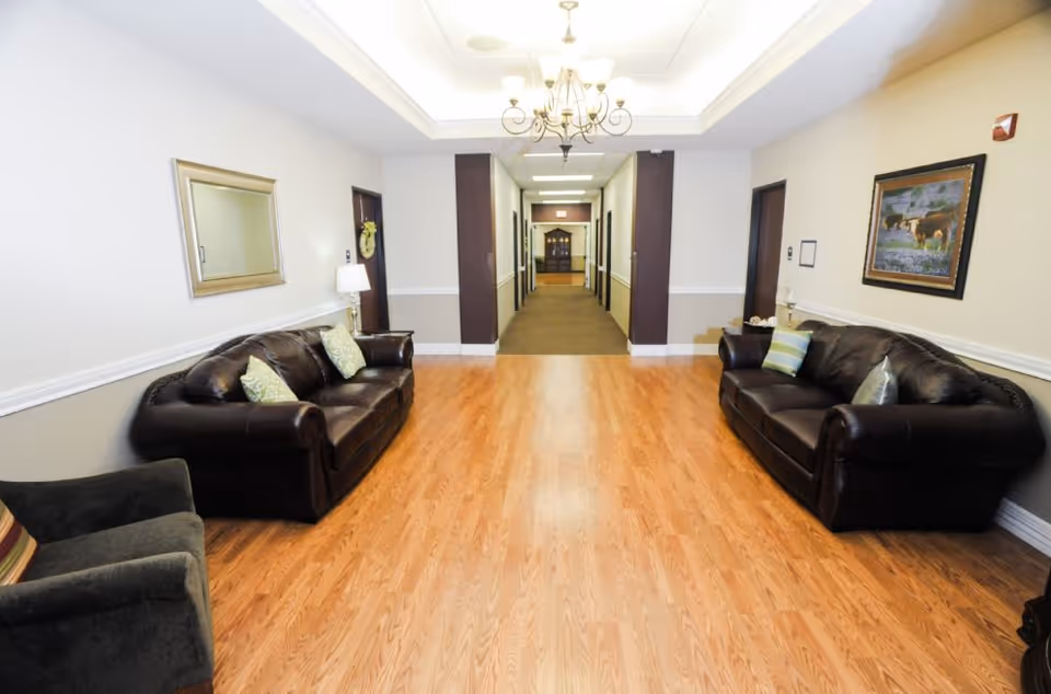 Photo 2 of Oak Wood Place Assisted Living