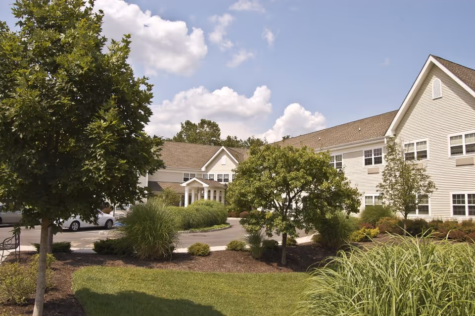 Photo of Mira Vie at Brookfield | Assisted Living Belvidere
