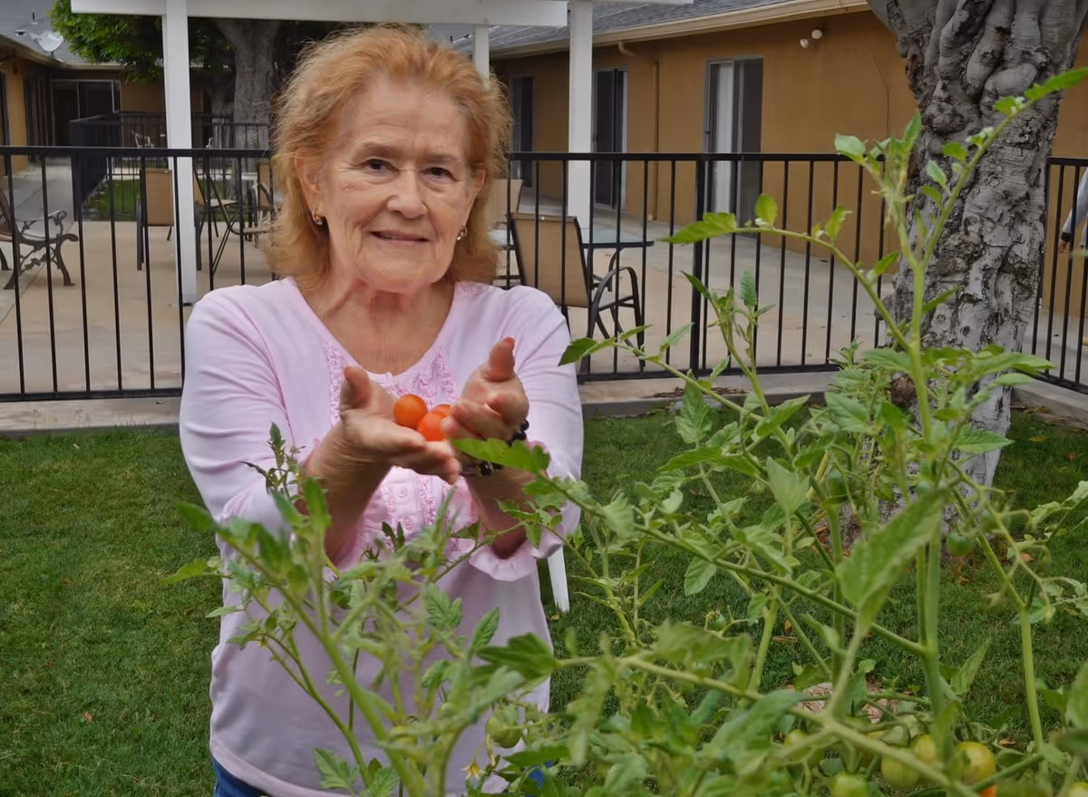 Photo 8 of Lakewood Gardens Alzheimer's & Dementia Care