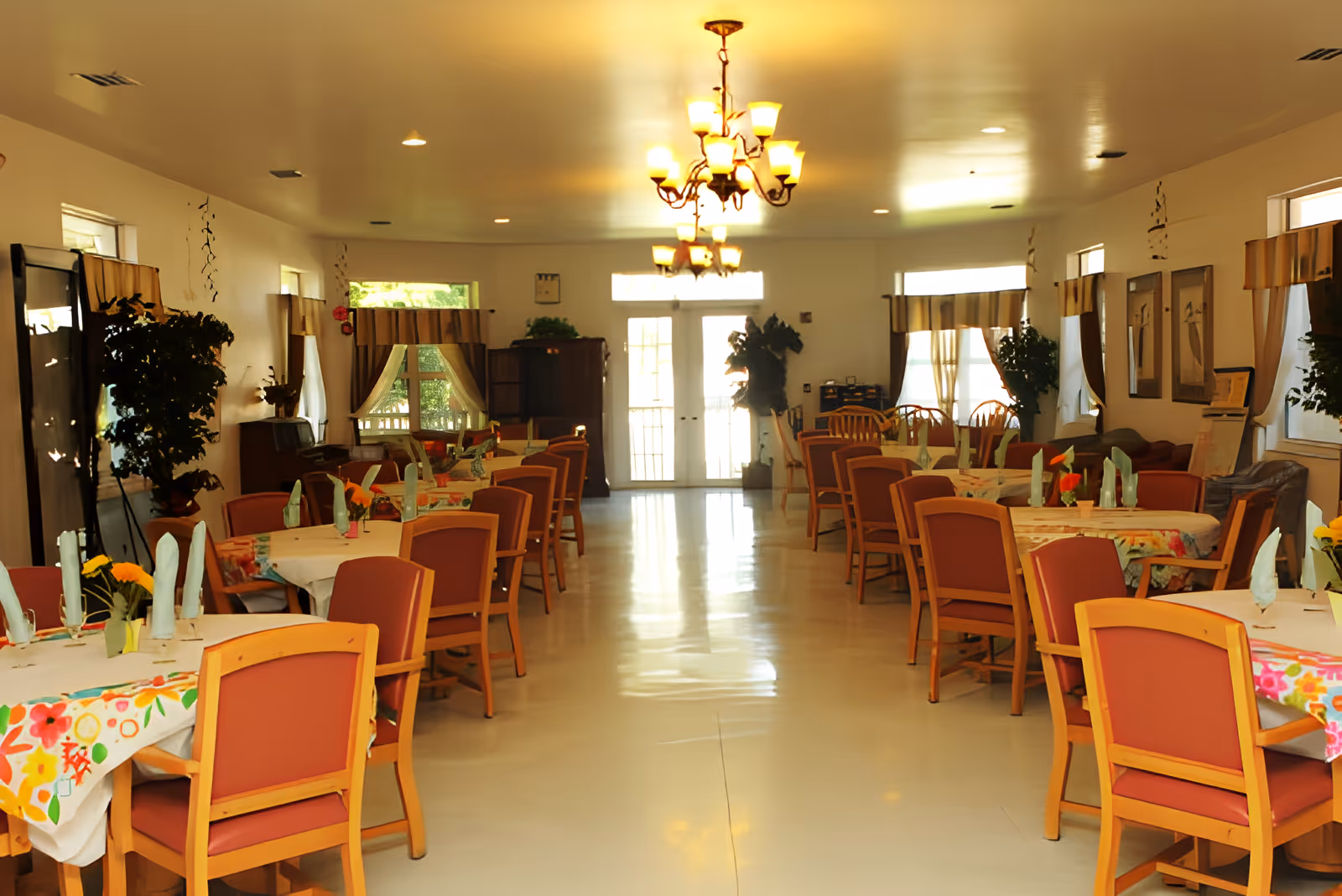 Photo 2 of Royal Oaks Manor