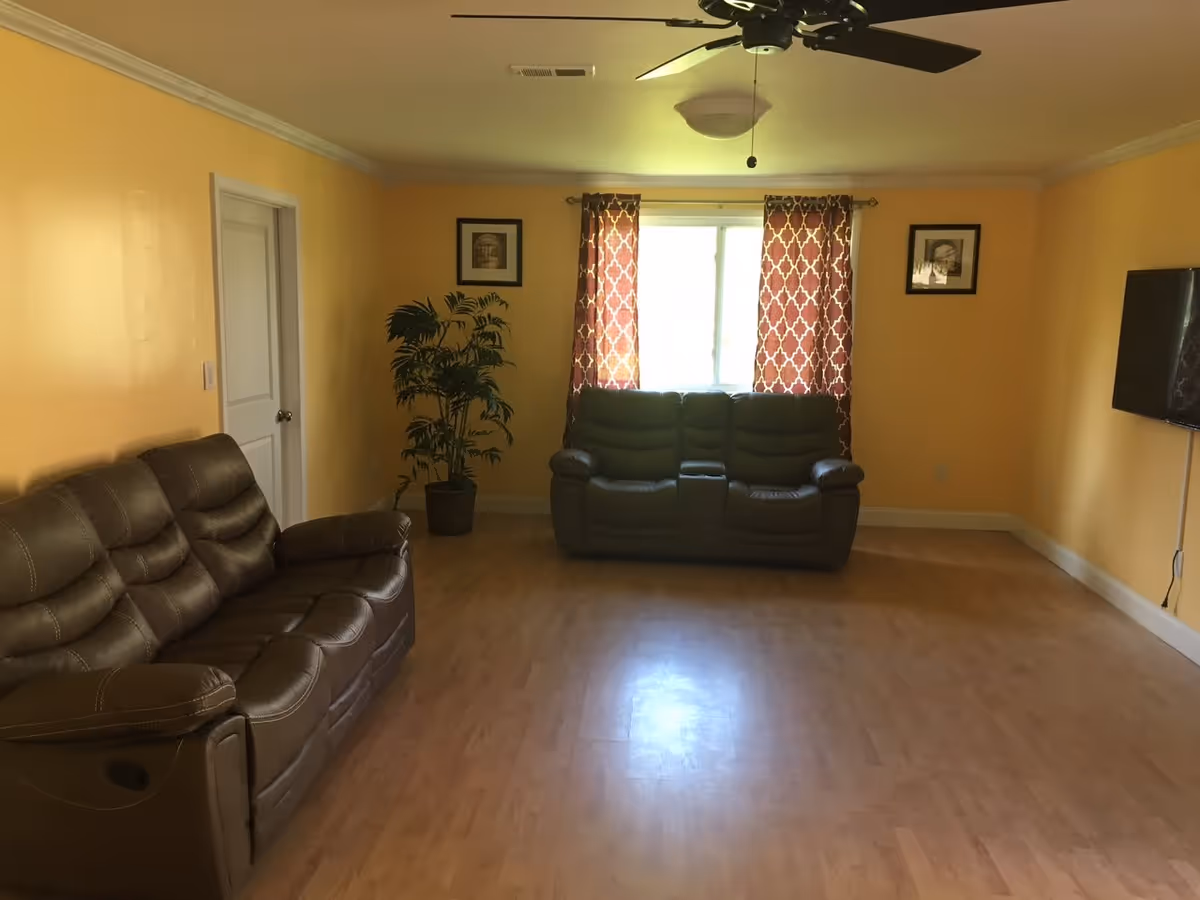 Photo 5 of Genesis Senior Living - Warren