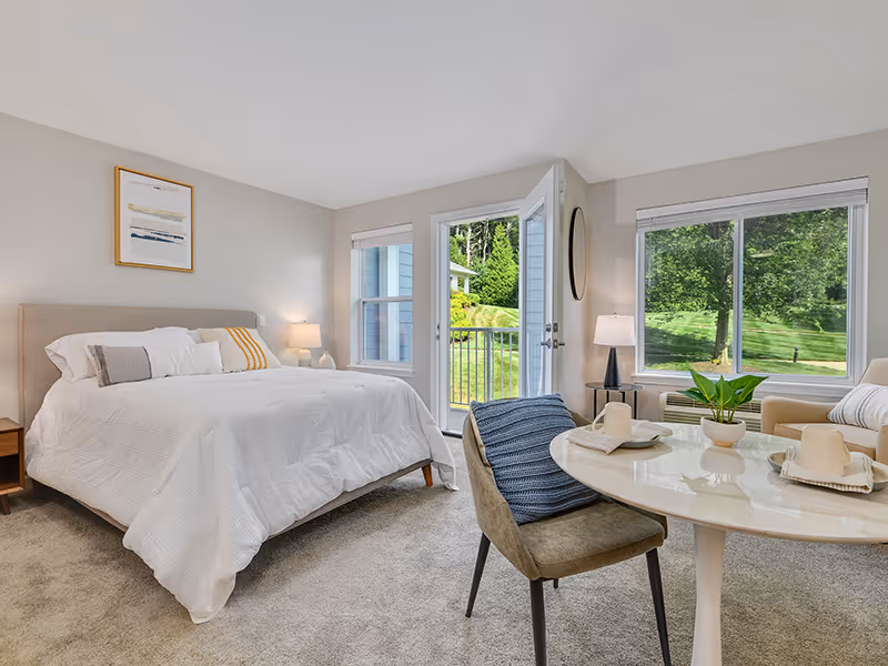 Photo 33 of Holiday Maple Suites