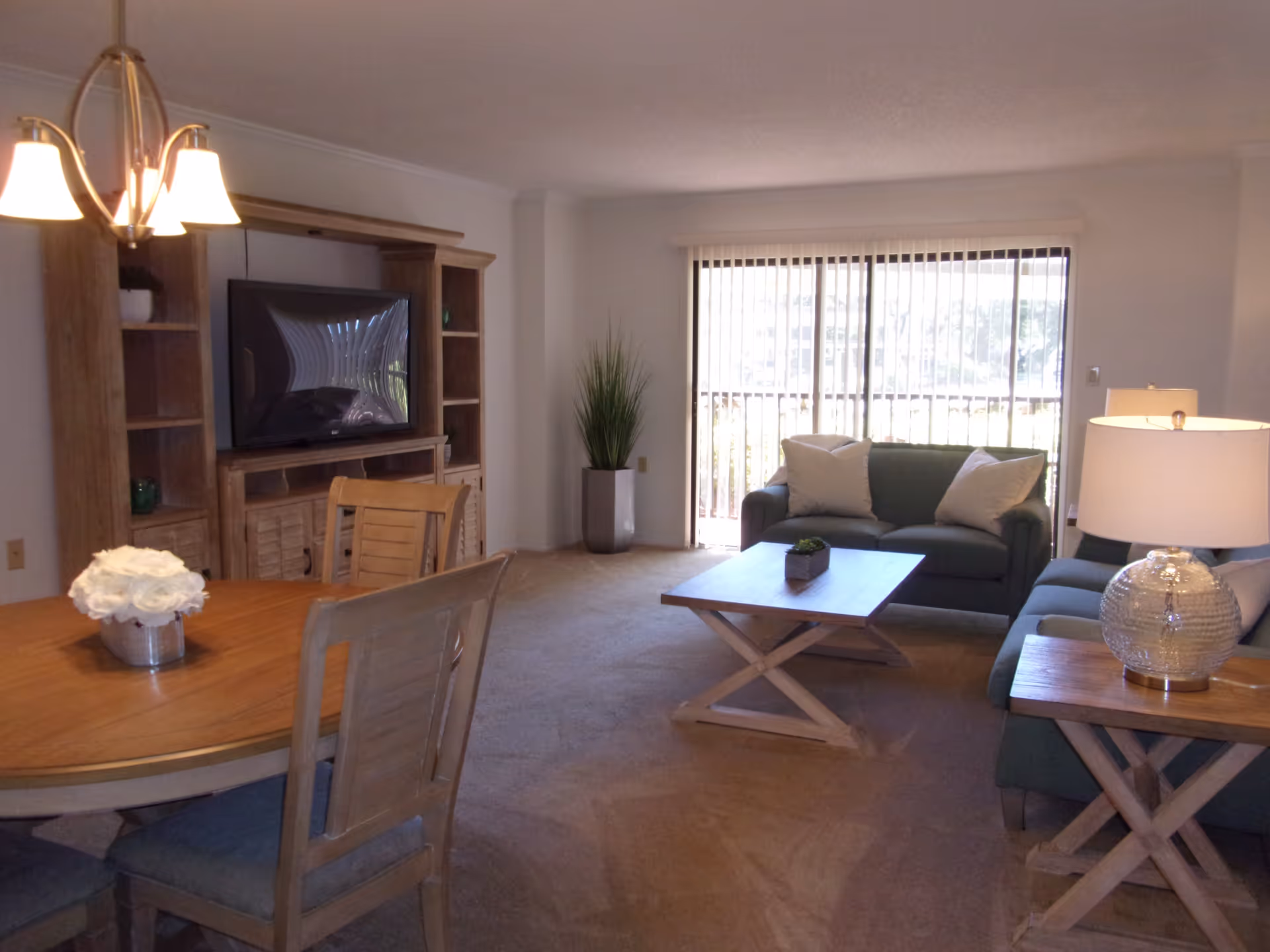 Photo 11 of Hampton Apartments