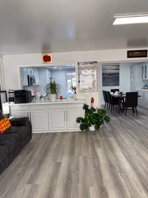 Photo 16 of Luxury Living Senior Care Huntington Beach
