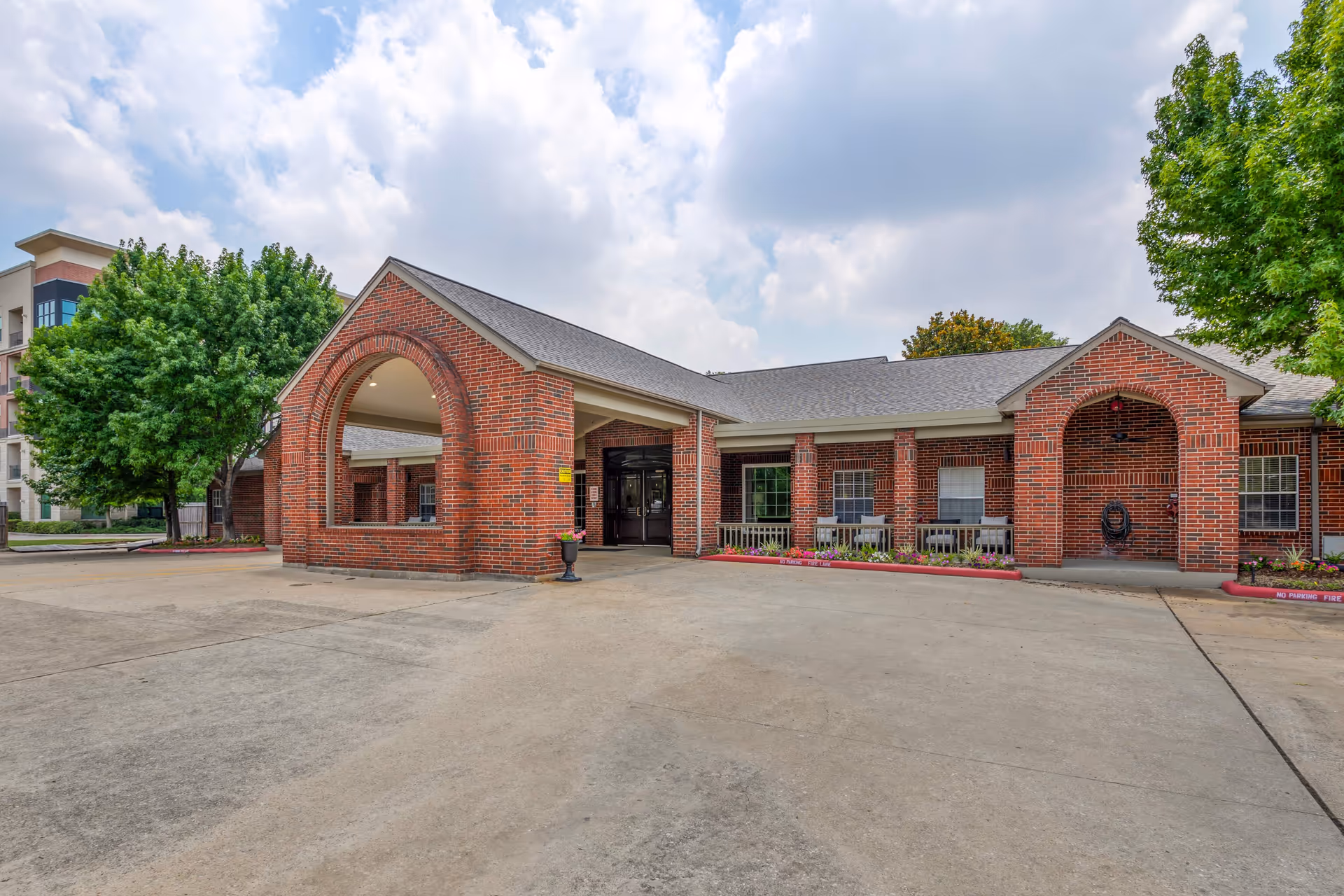 Photo of Braeswood Estates Senior Living