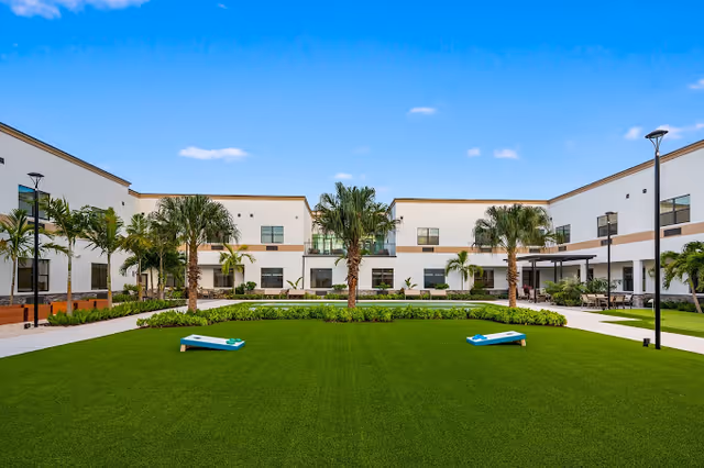 Photo 3 of Bella Mar Royal Palm Beach