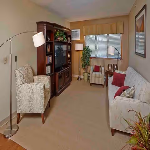 Photo 7 of Heritage Court