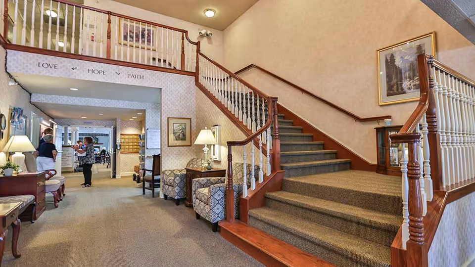 Photo 4 of Crown Pointe