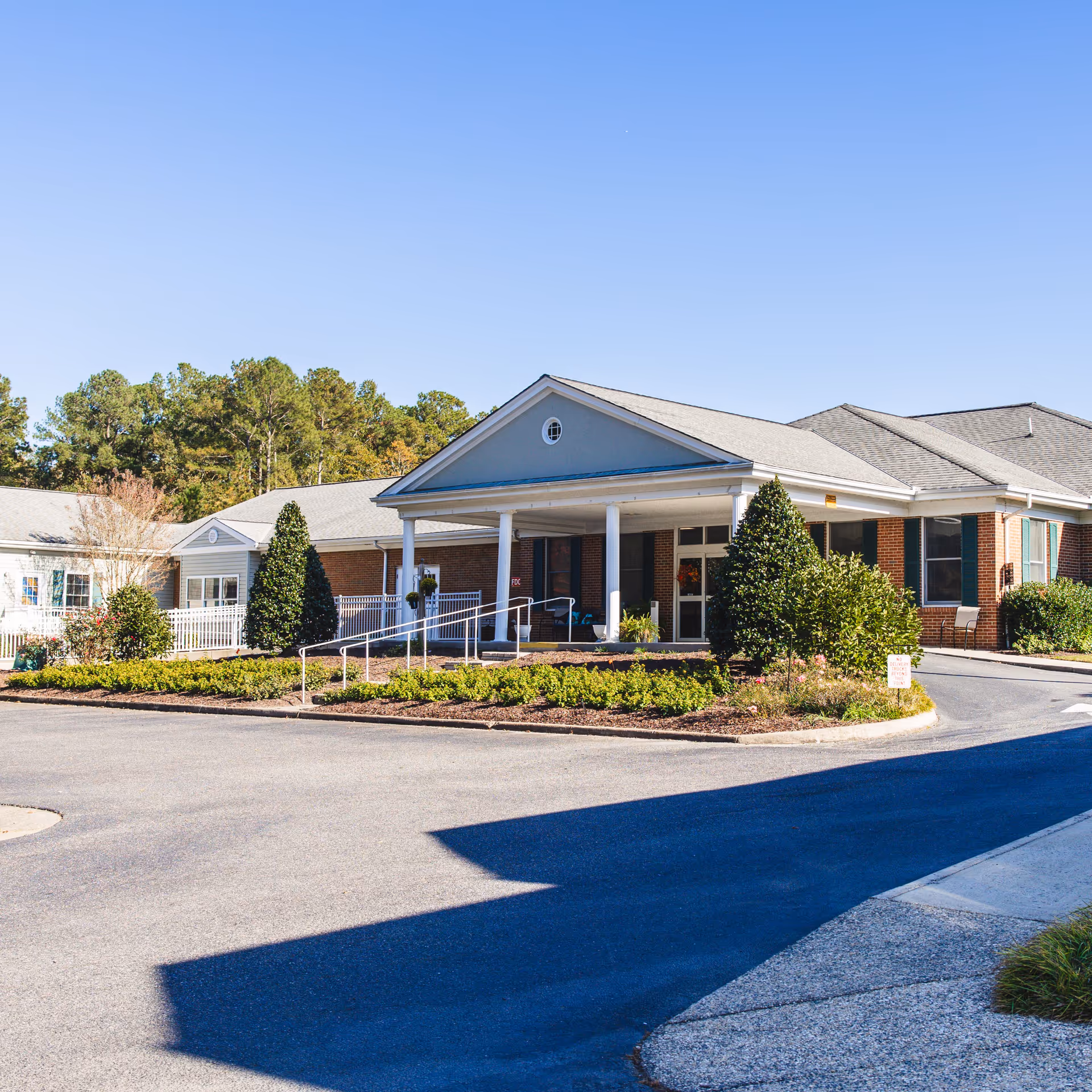 Photo 2 of Commonwealth Senior Living at Gloucester House