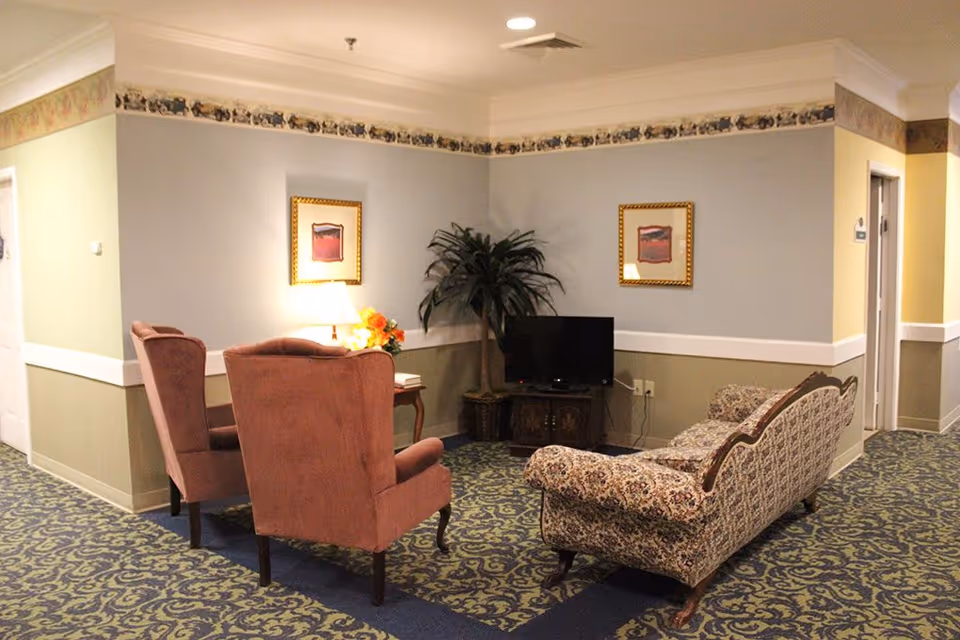 Photo 8 of Windsor Gardens Senior Living