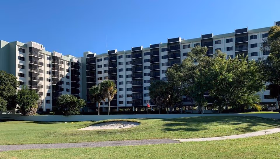 Photo of Elison Senior Living of Pinecrest