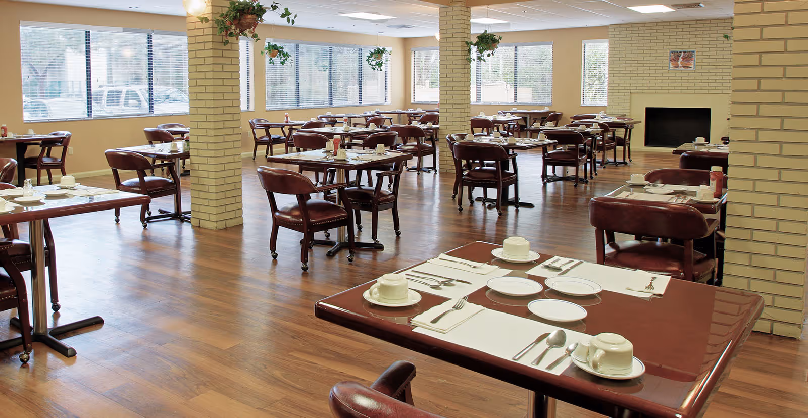 Photo 2 of Plaza of Hallandale Beach Assisted Living