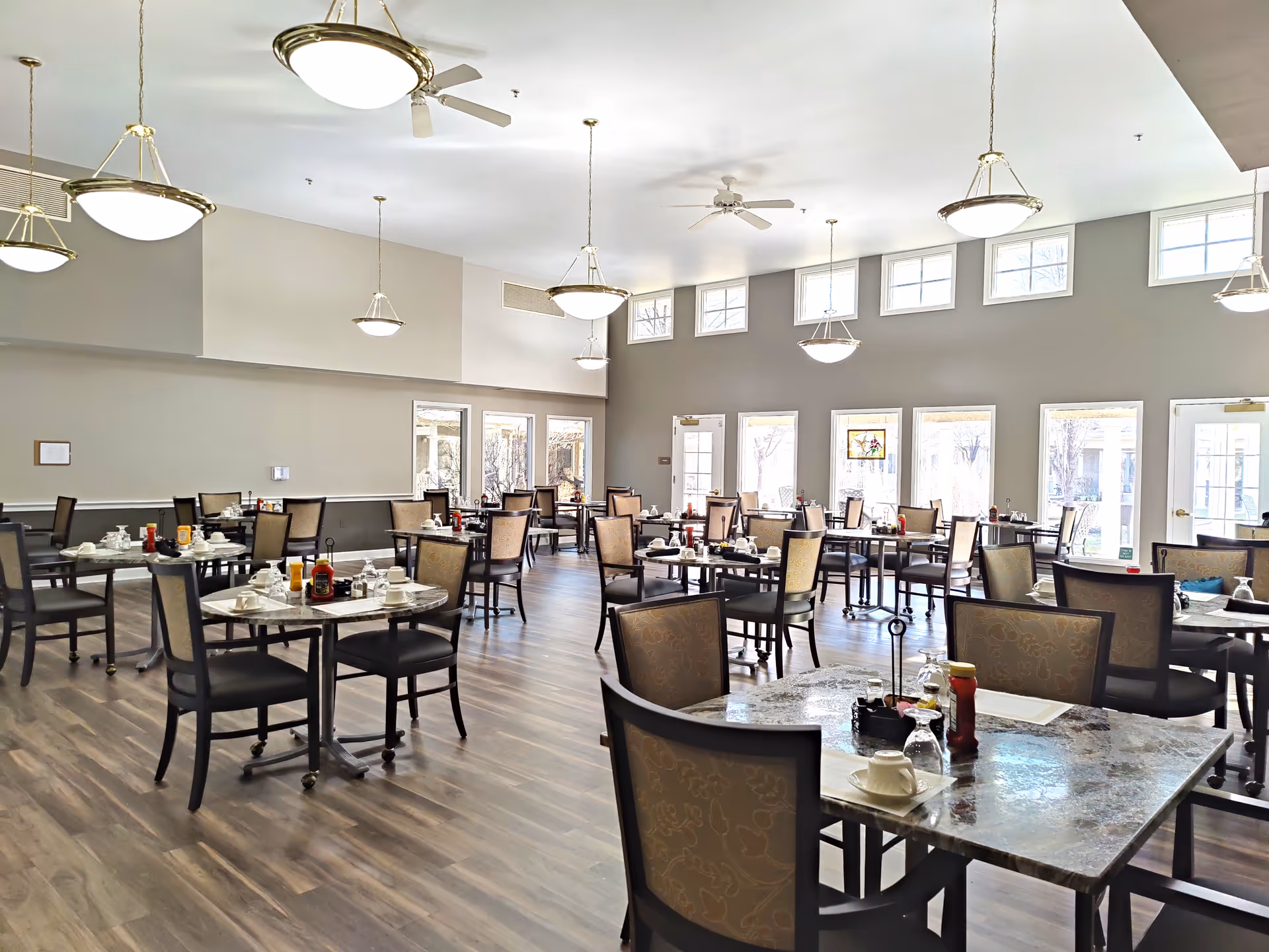 Photo 10 of Colonial Oaks Senior Living at Leawood