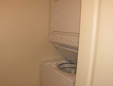 Photo 9 of Valley Lo Towers II Apartments
