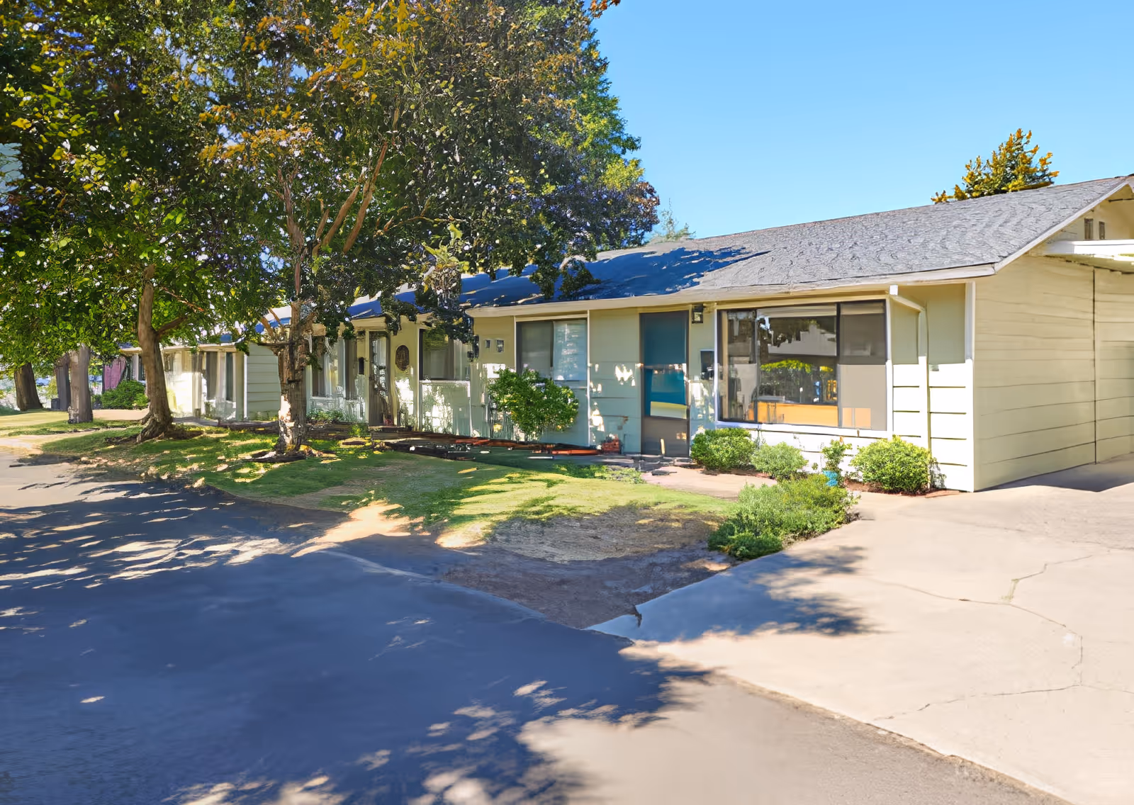 Photo 4 of Elliott Residence