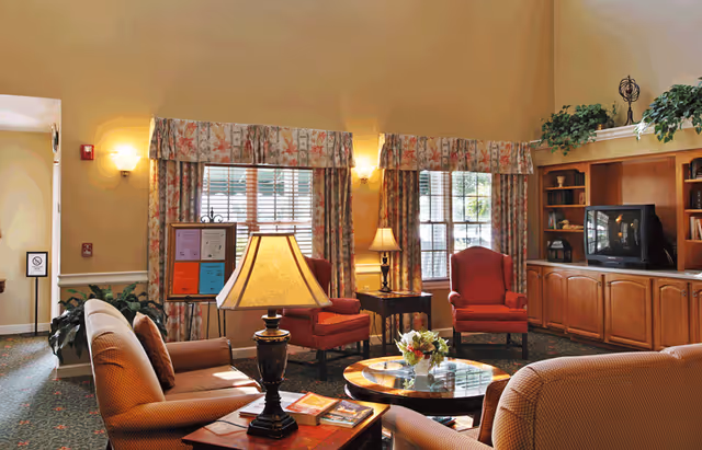 Photo 4 of Wellington Manor Knoxville