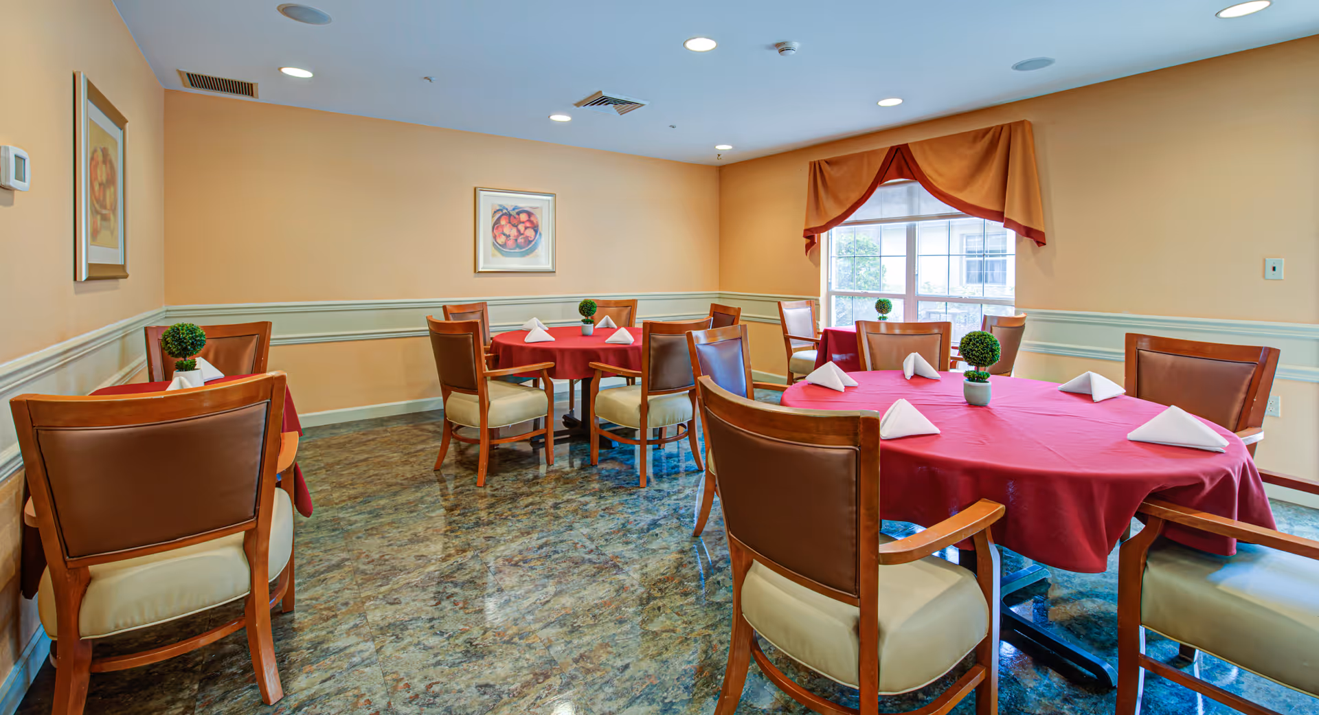 Photo 11 of Arden Courts - ProMedica Memory Care Community (Palm Harbor)