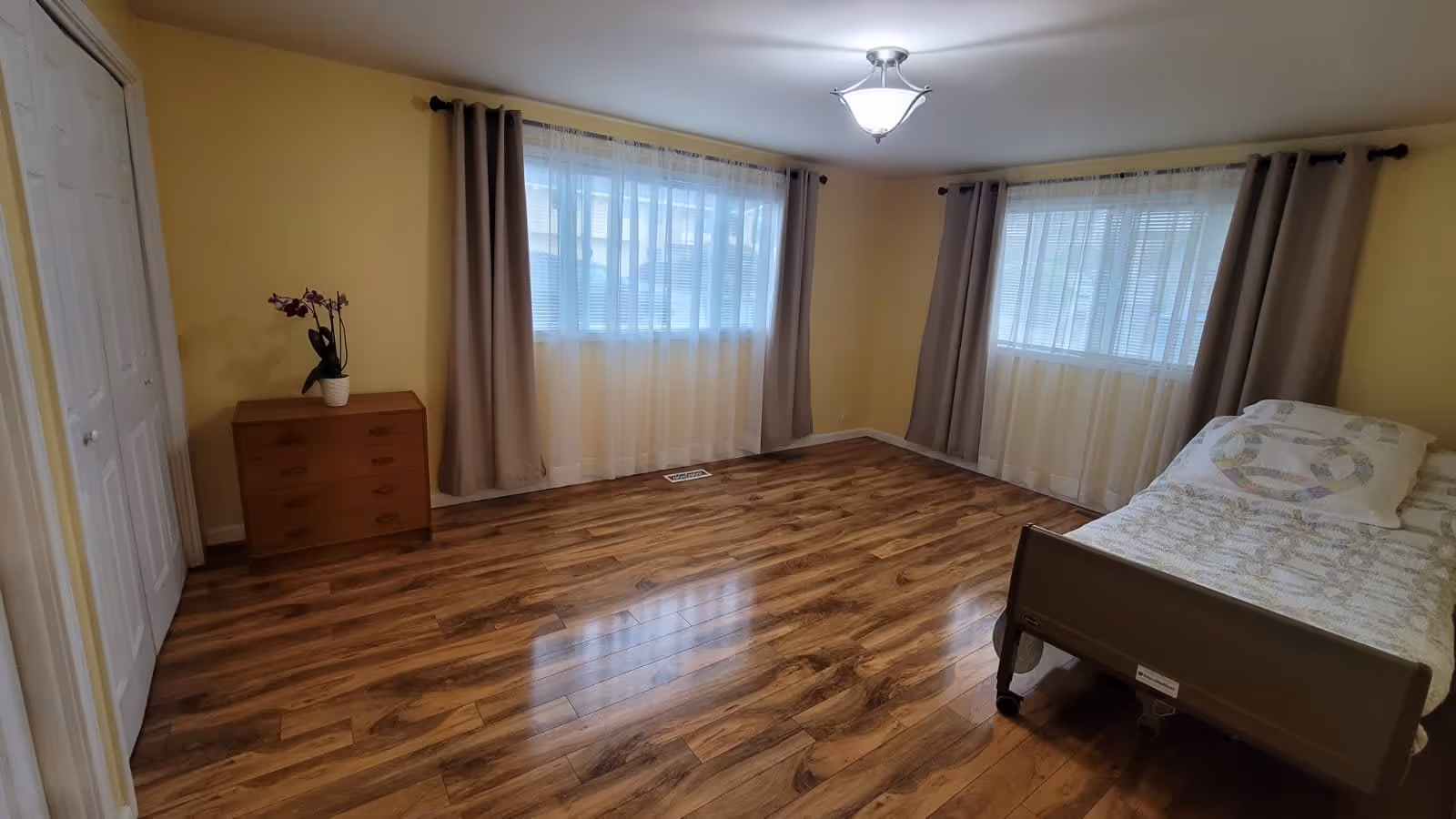 Photo 2 of Emerald Hills Adult Family Home