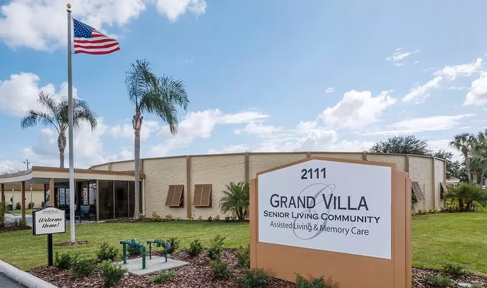 Photo 2 of Grand Villa of Lakeland