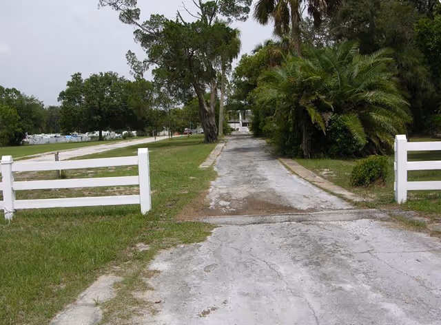 Photo 3 of PLANTATION RETIREMENT
