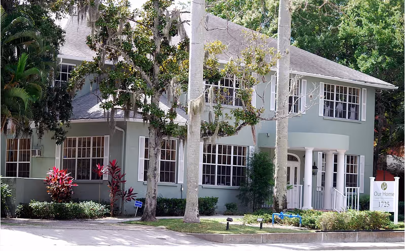 Photo of Magnolia on the Avenue