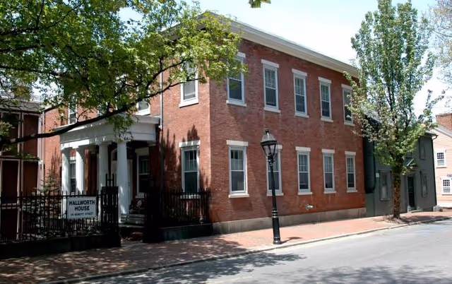 Photo of Hallworth House