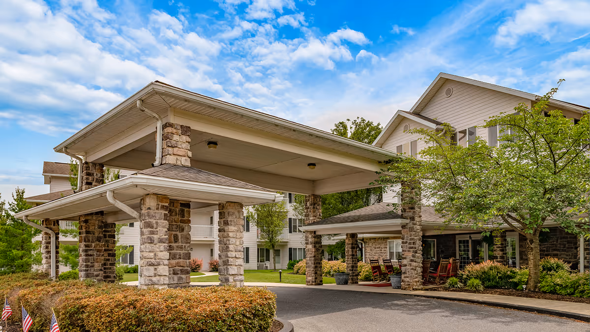 Photo of Holiday Manor at Oakridge