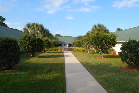Photo 2 of Pelican Garden