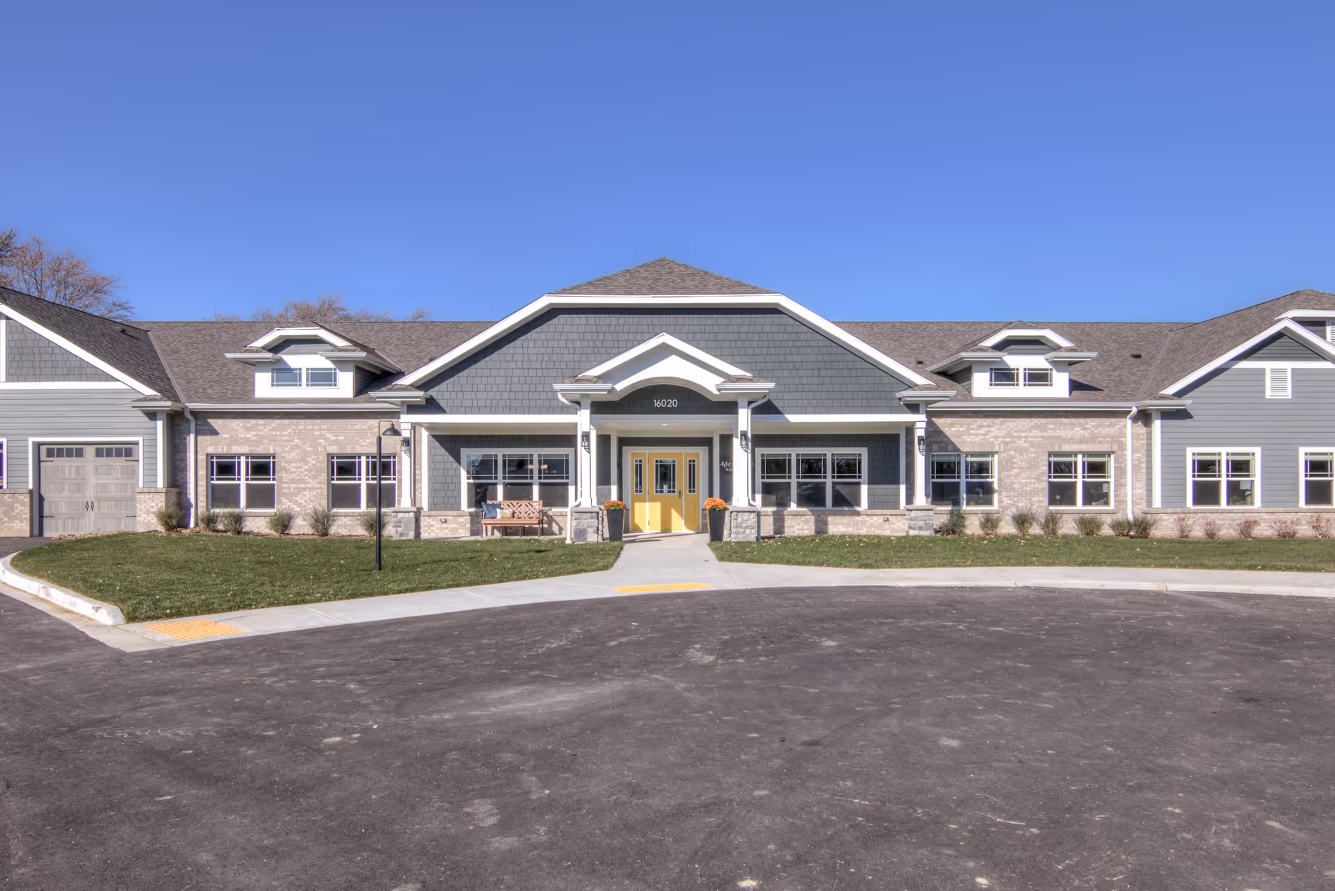 Photo of Azura Assisted Living and Memory Care of Brookfield