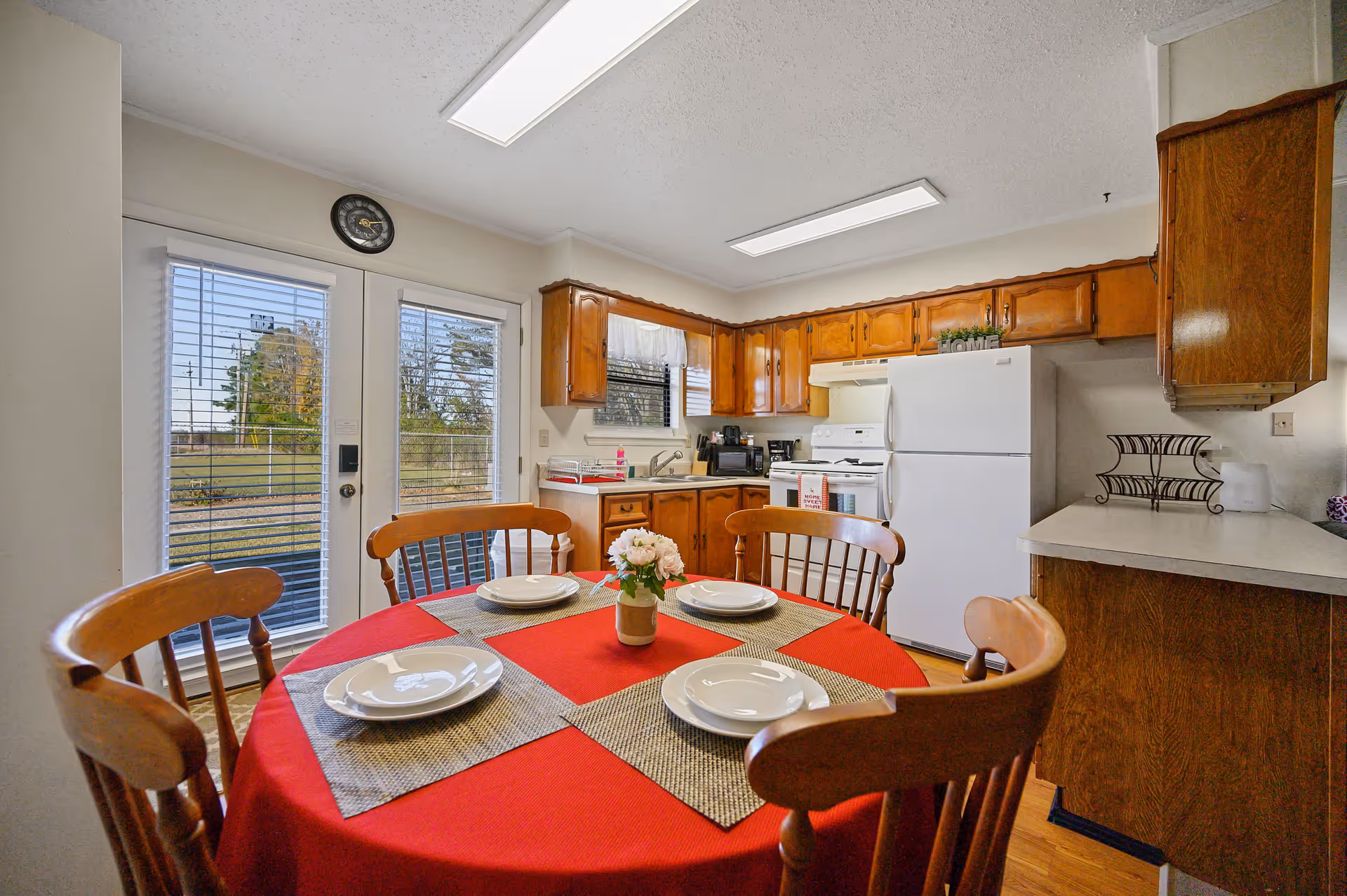 Photo 6 of Colonial Lodge Senior Living