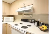 Photo 13 of Lakeside Village Apartments