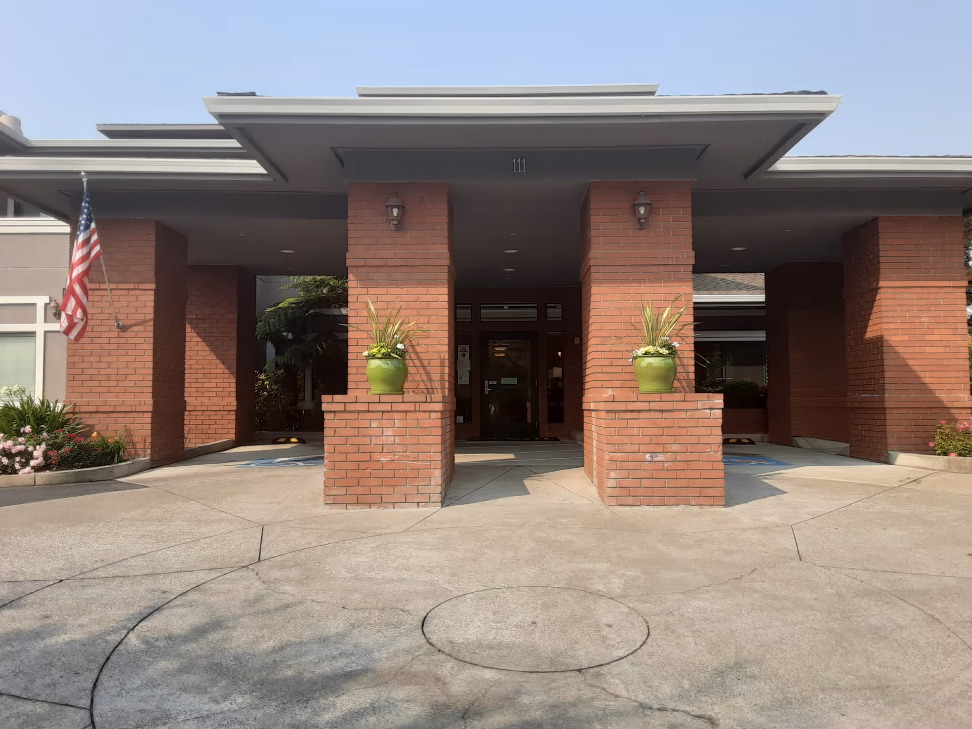 Photo 2 of Cogir of San Rafael Memory Care