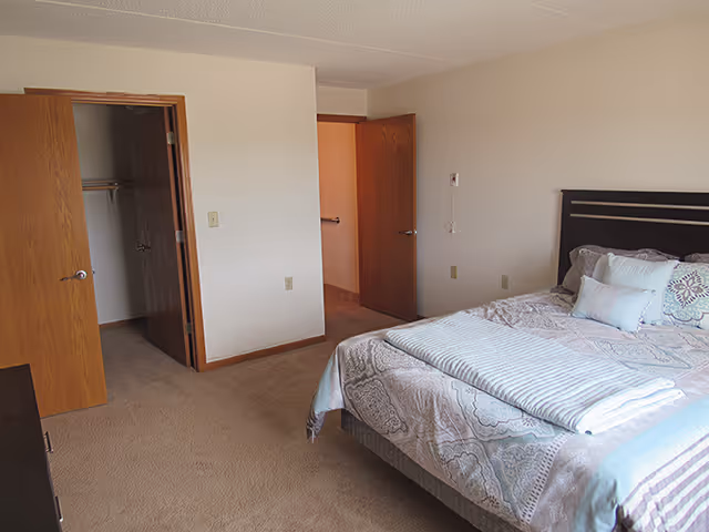 Photo 11 of Knollwood Place Apartments
