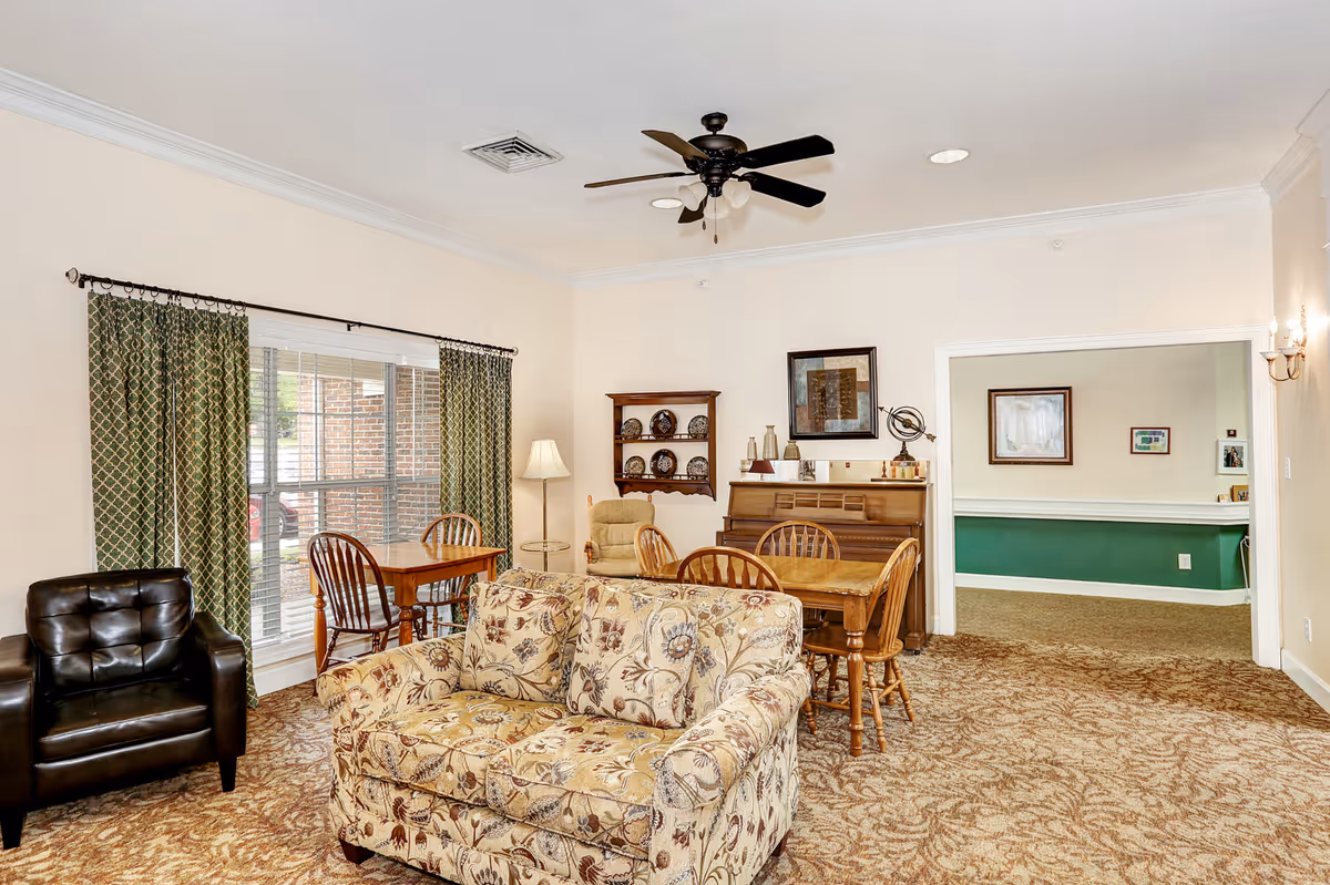 Photo 4 of Country Cottage Russellville