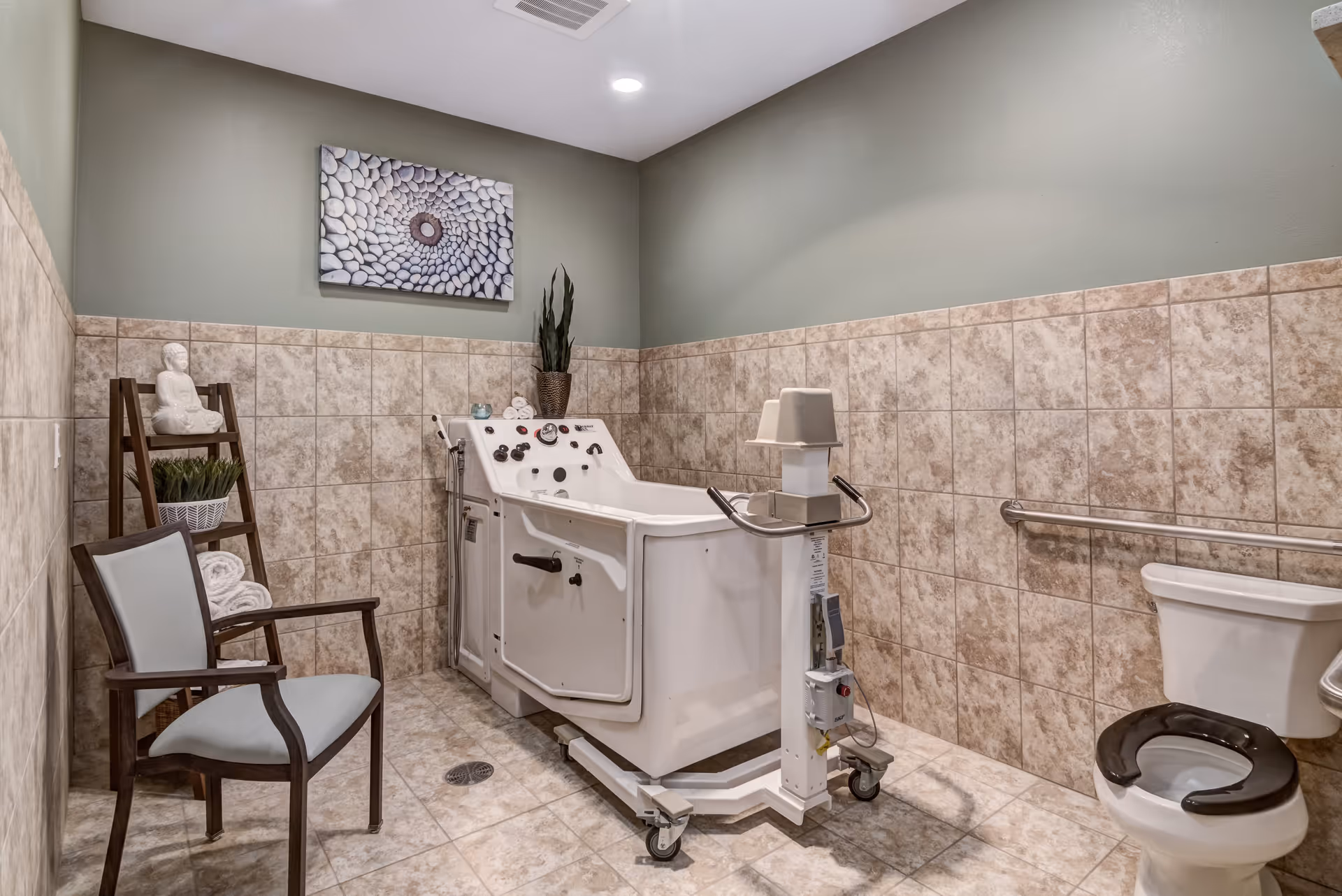 Photo 9 of Azura Assisted Living and Memory Care of Brookfield