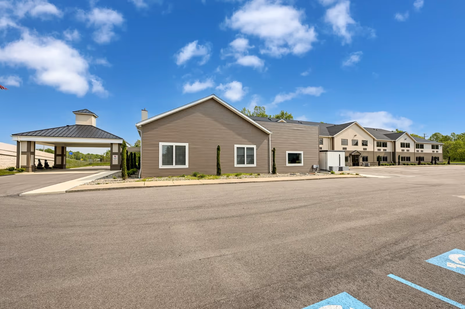 Photo 3 of Hines Hill Senior Living