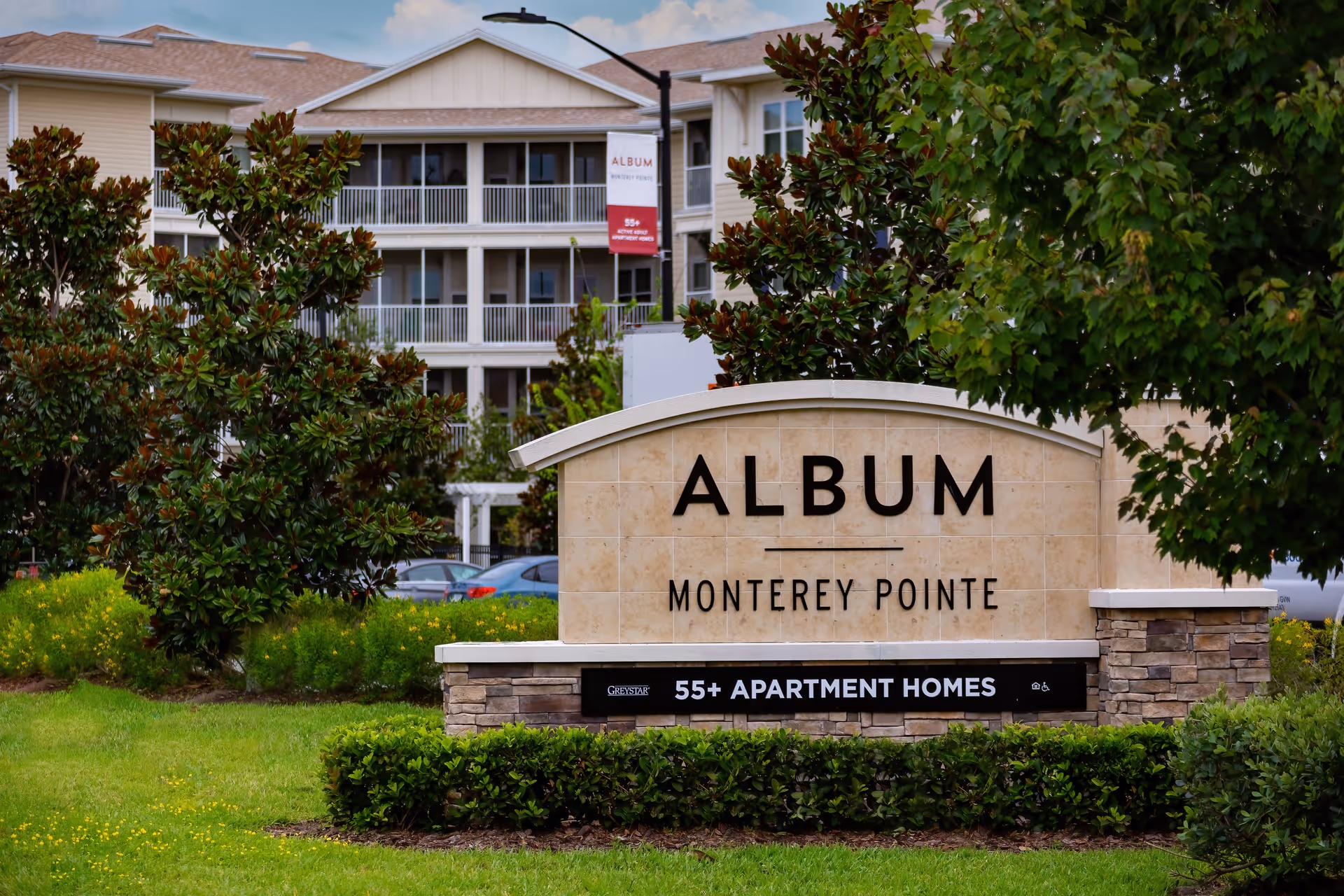 Photo of Album Monterey Pointe