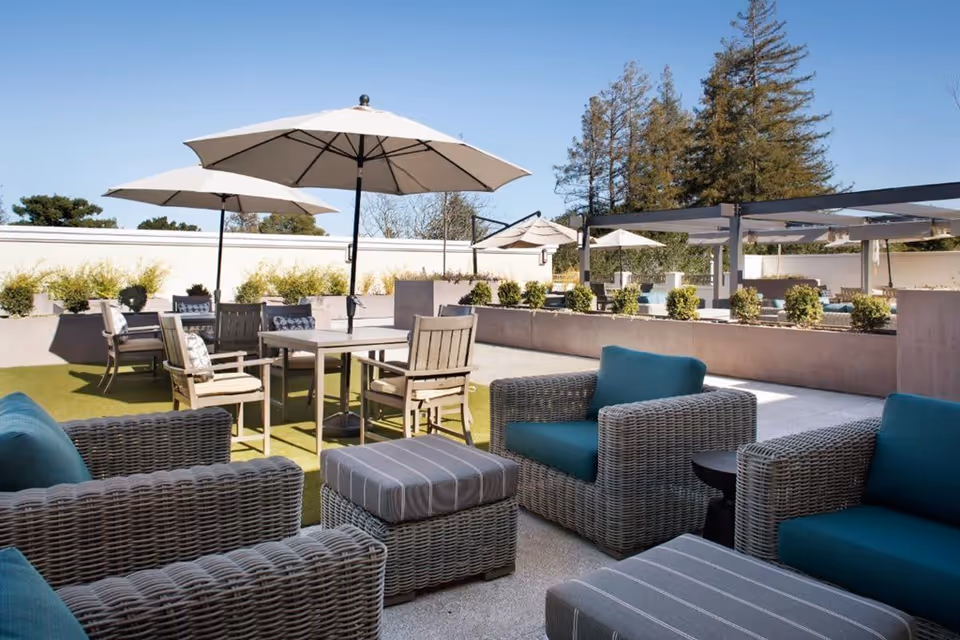 Photo 3 of Oakmont of Redwood City