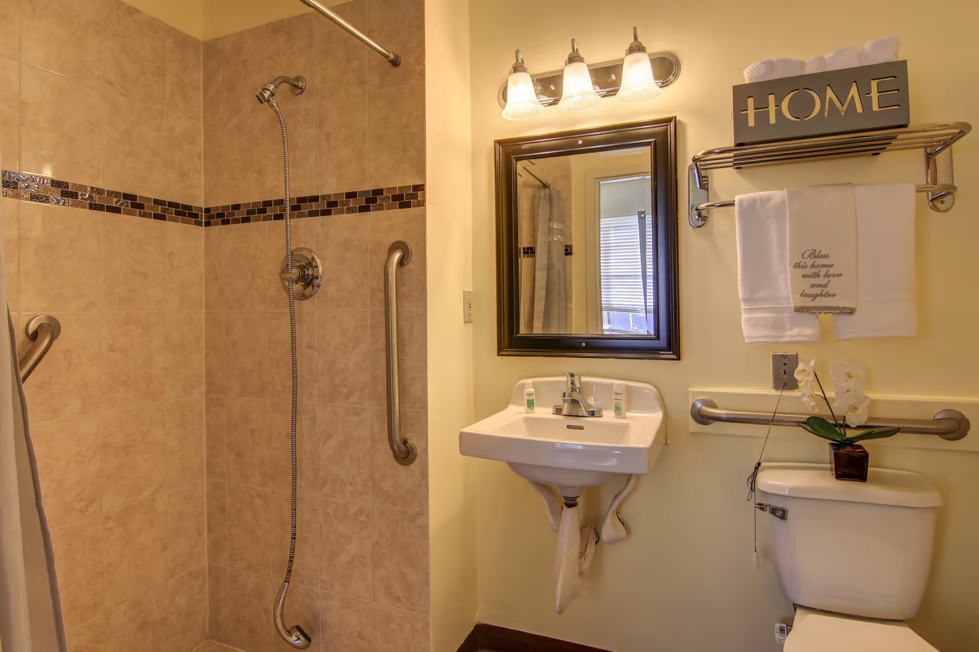 Photo 6 of Manchester Court Assisted Living & Memory Care